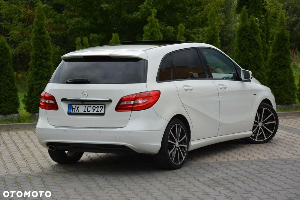 Mercedes-Benz Klasa B 180 Style - 13