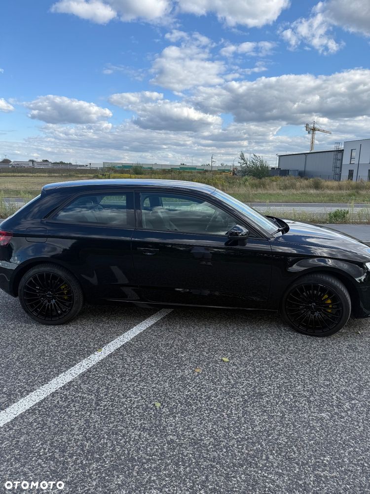 Audi A3 2.0 TDI Ambiente - 2