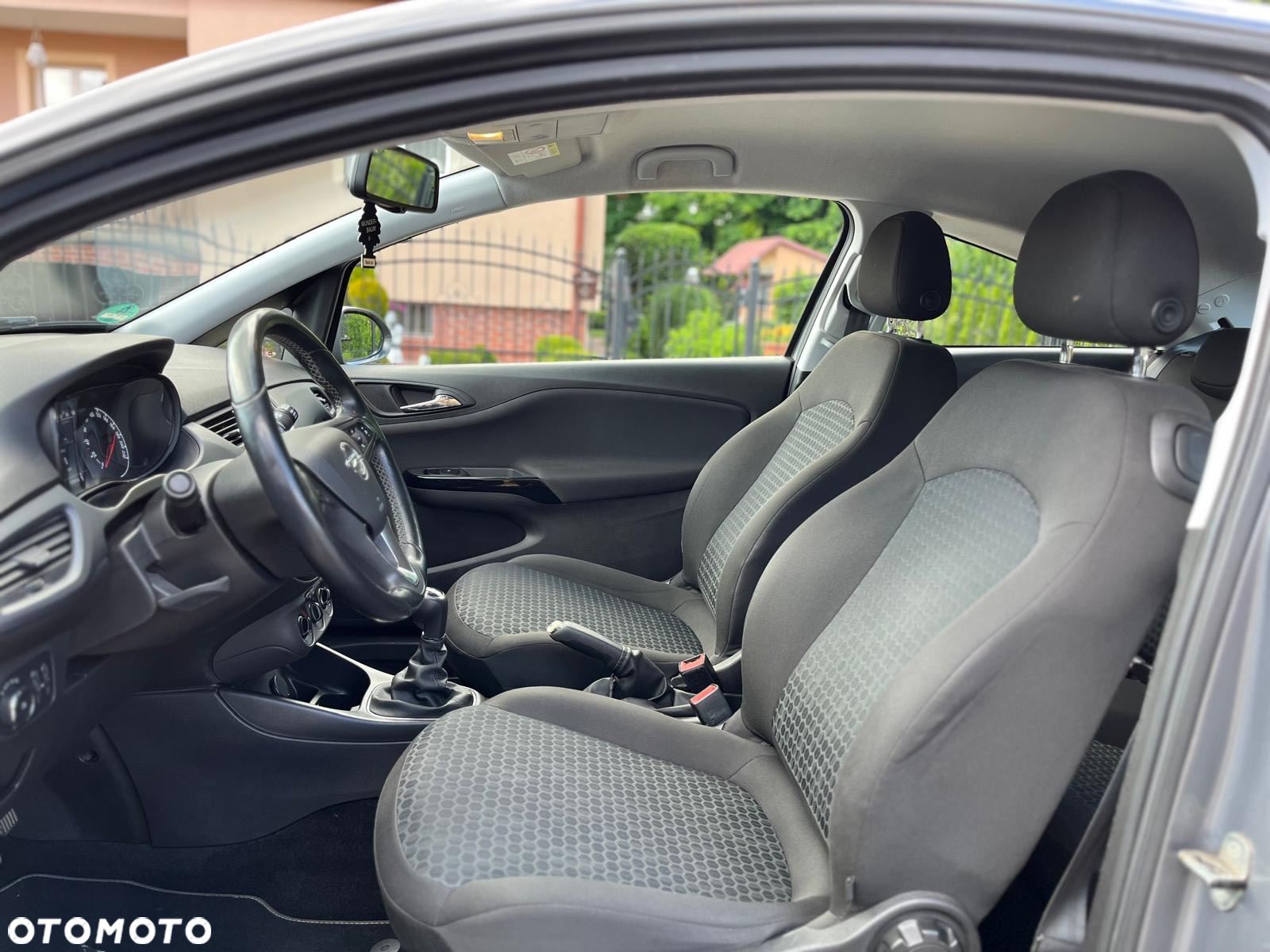 Opel Corsa 1.4 Cosmo - 27
