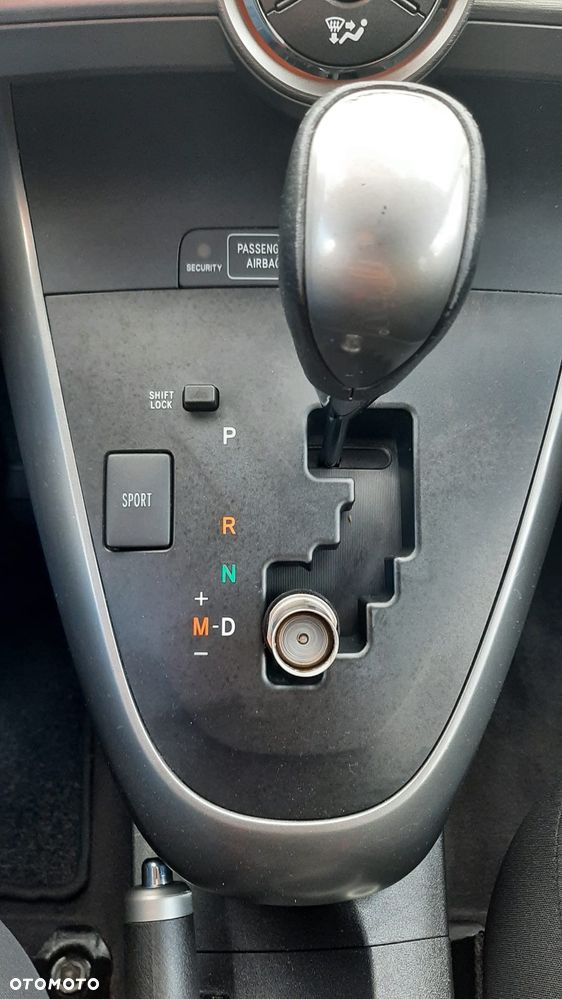Toyota Verso 1.8 Multidrive Edition - 28