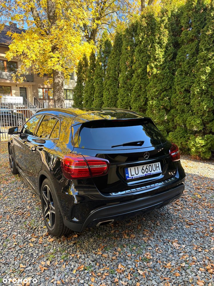 Mercedes-Benz GLA 250 4Matic 7G-DCT AMG Line - 9