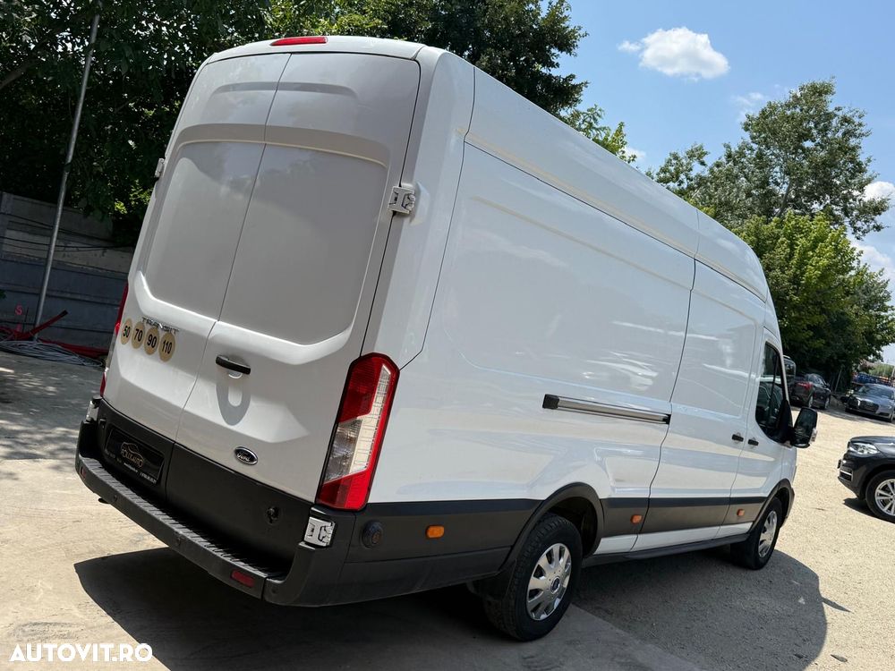 Ford Transit - 32