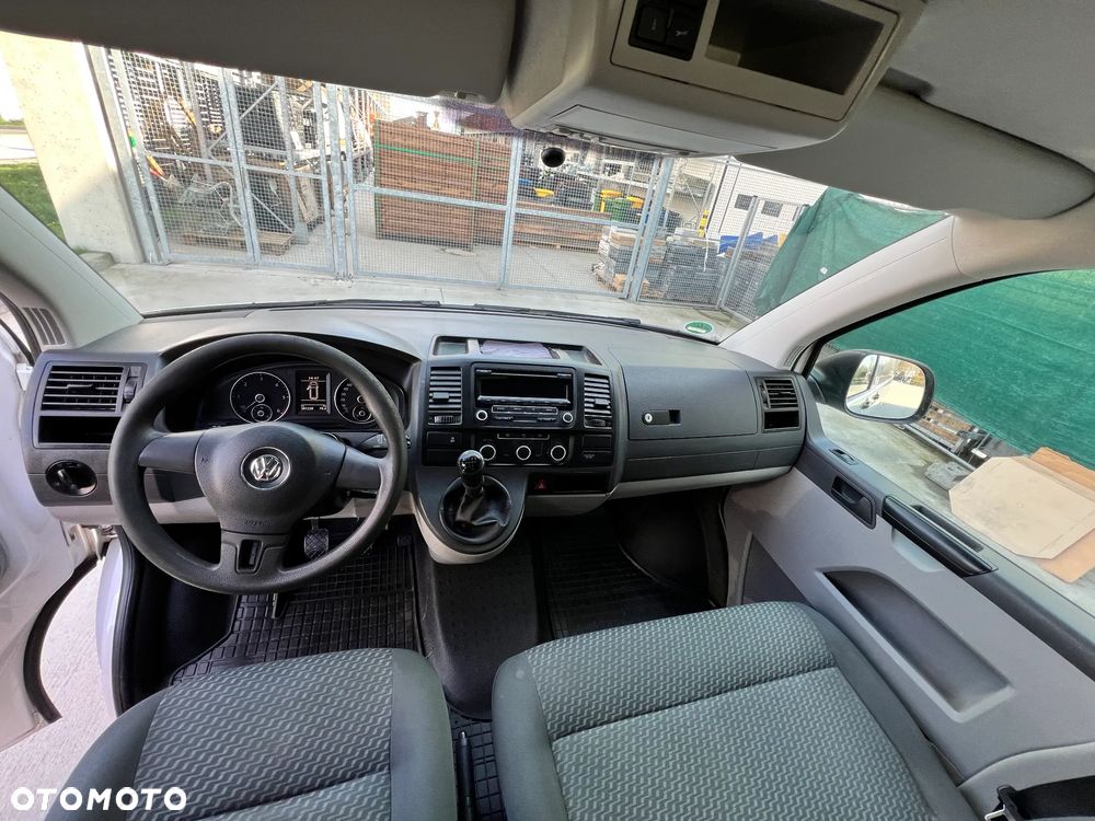 Volkswagen Transporter - 12