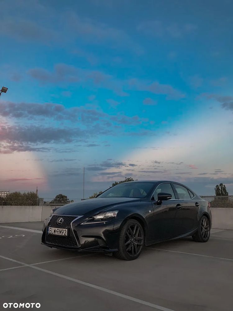 Lexus IS 200t F Sport - 1