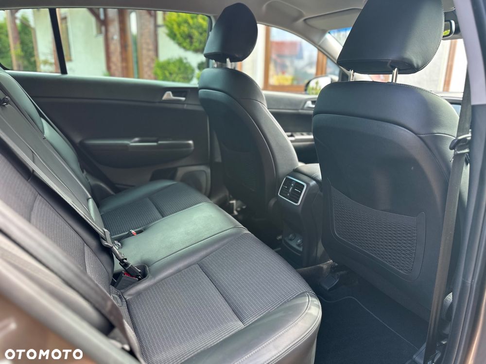 Kia Sportage 1.6 GDI L 2WD - 27