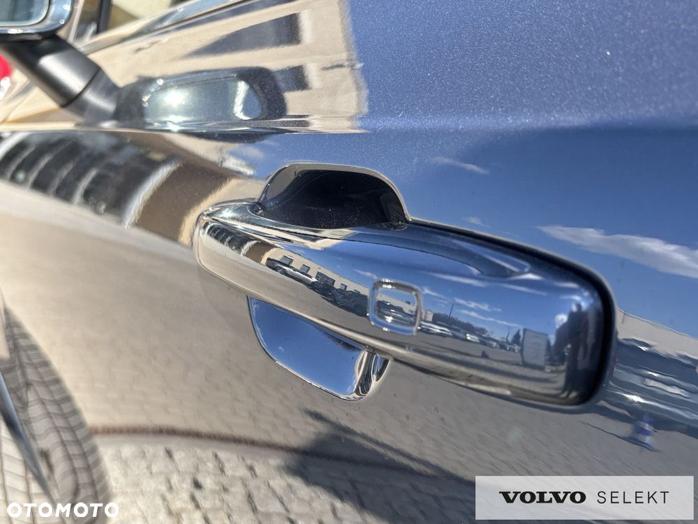 Volvo XC 90 - 20