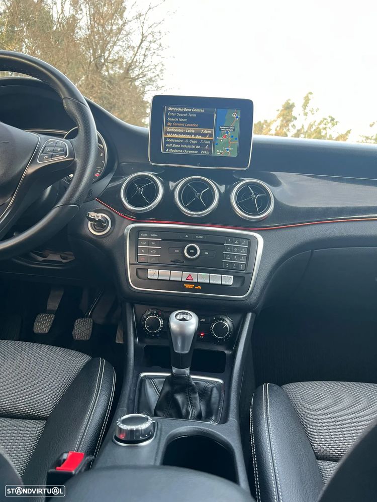 Mercedes-Benz CLA 180 d Shooting Brake AMG Line - 58
