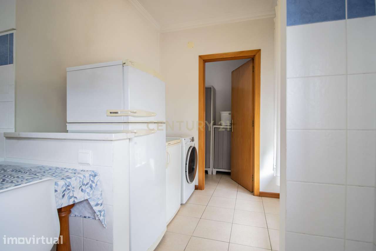 T4 Duplex em Pataias com 181 m², garagem, arrumo e excelente luz natur - Grande imagem: 5/31