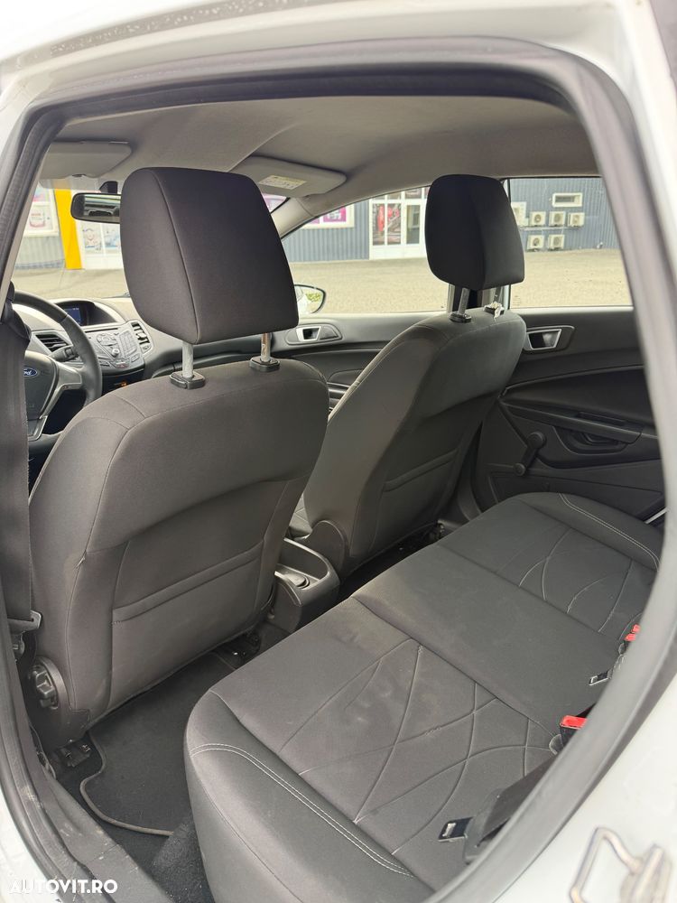Ford Fiesta 1.5 TDCi DPF Trend - 5