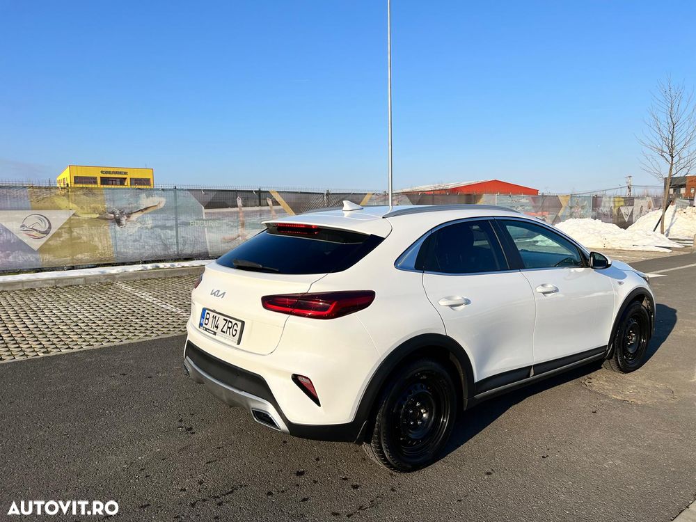 Kia XCeed 1.5 T-GDI 7DCT City+ - 6
