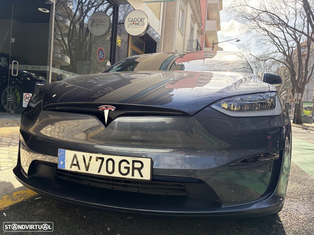 Tesla Model X - 2