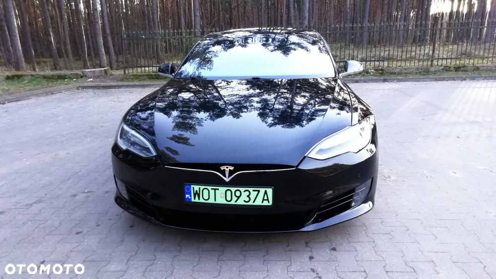 Tesla Model S 75D Allradantrieb - 3