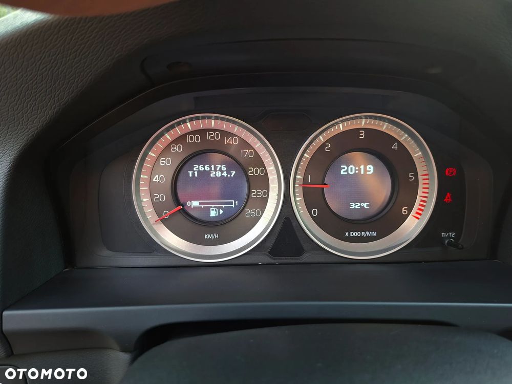 Volvo S60 D3 Momentum - 22