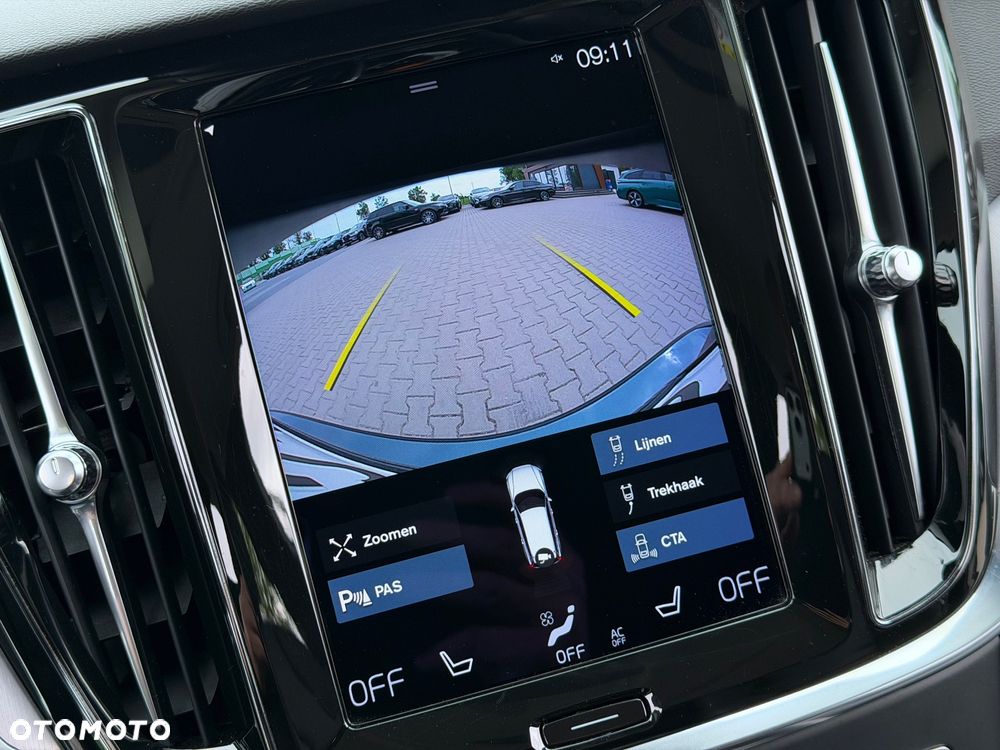 Volvo V60 B4 B Geartronic Momentum Pro - 28
