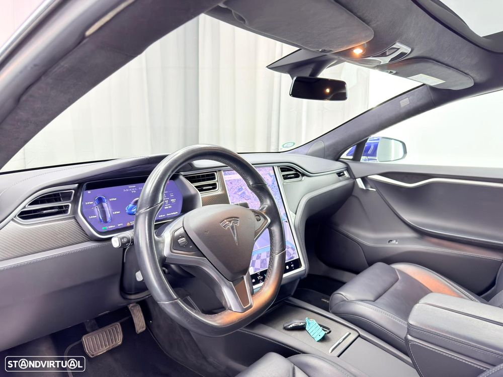 Tesla Model S 75 - 22