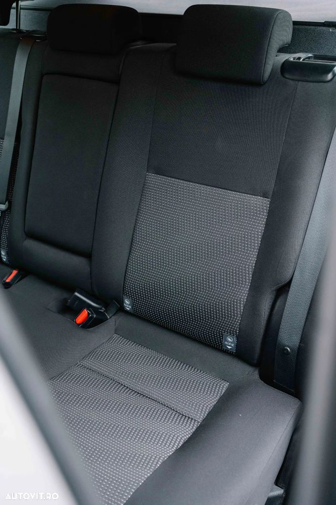 Toyota Auris - 8