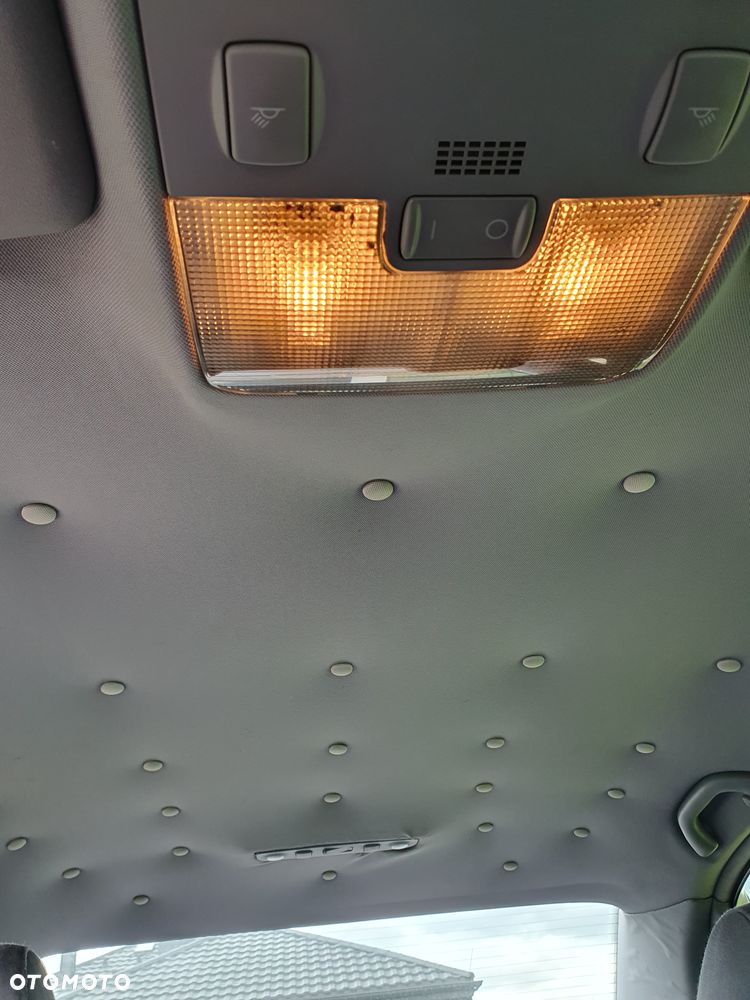 Audi A4 Limousine - 14