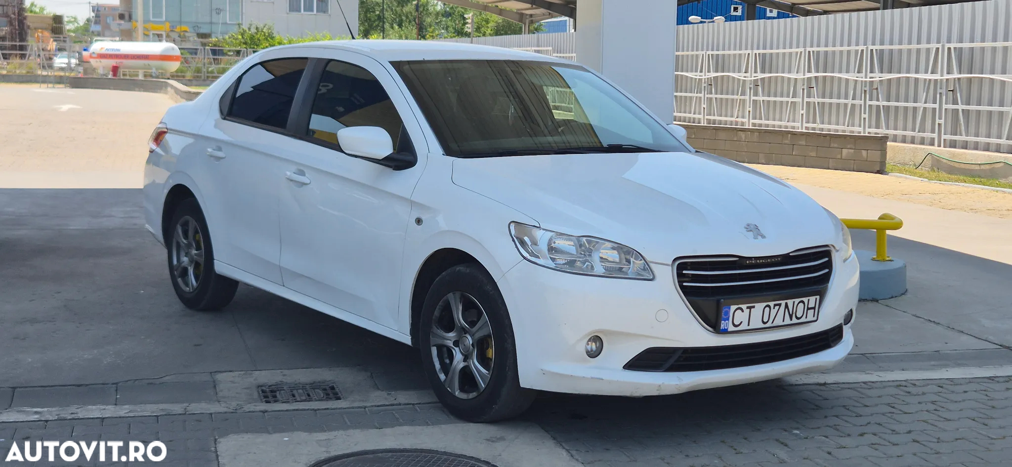 Peugeot 301 1.6 BlueHDI FAP Active - 6