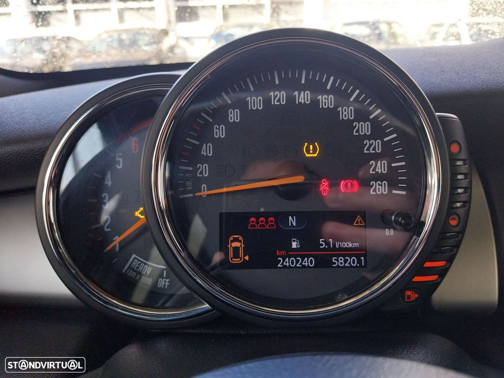 MINI 5 Portas One D - 7