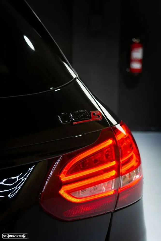 Mercedes-Benz C 63 AMG S - 9