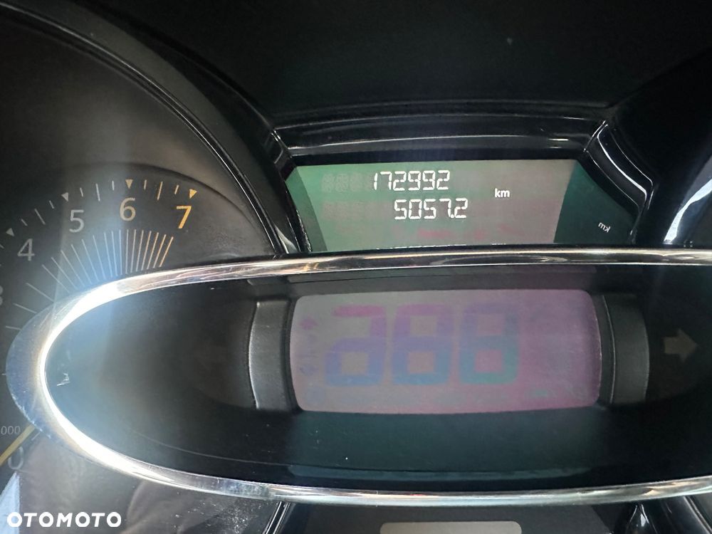 Renault Clio 1.2 16V Life - 17