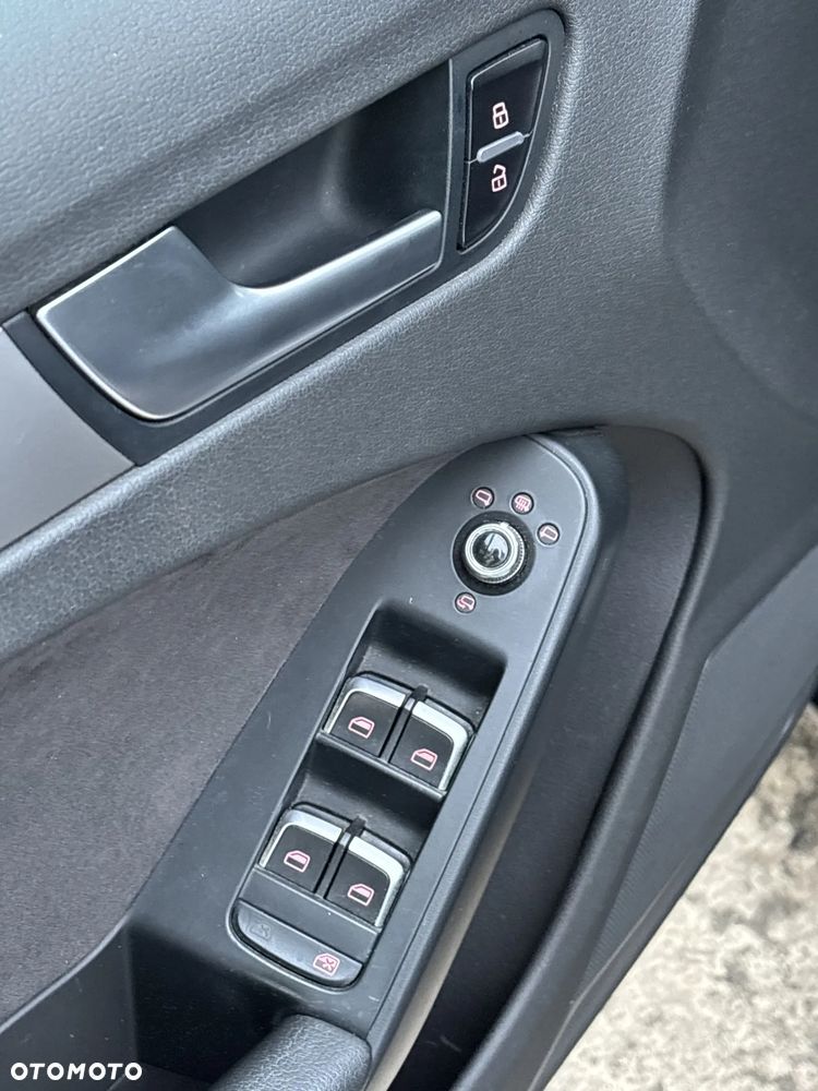 Audi A4 Avant 2.0 TDI DPF multitronic Ambiente - 17