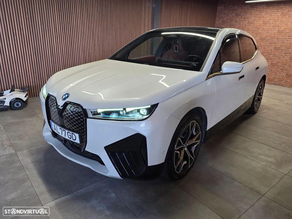 BMW iX xDrive 40 Pack Desportivo - 5