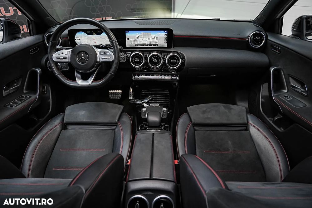 Mercedes-Benz A 180 7G-DCT AMG Line - 3
