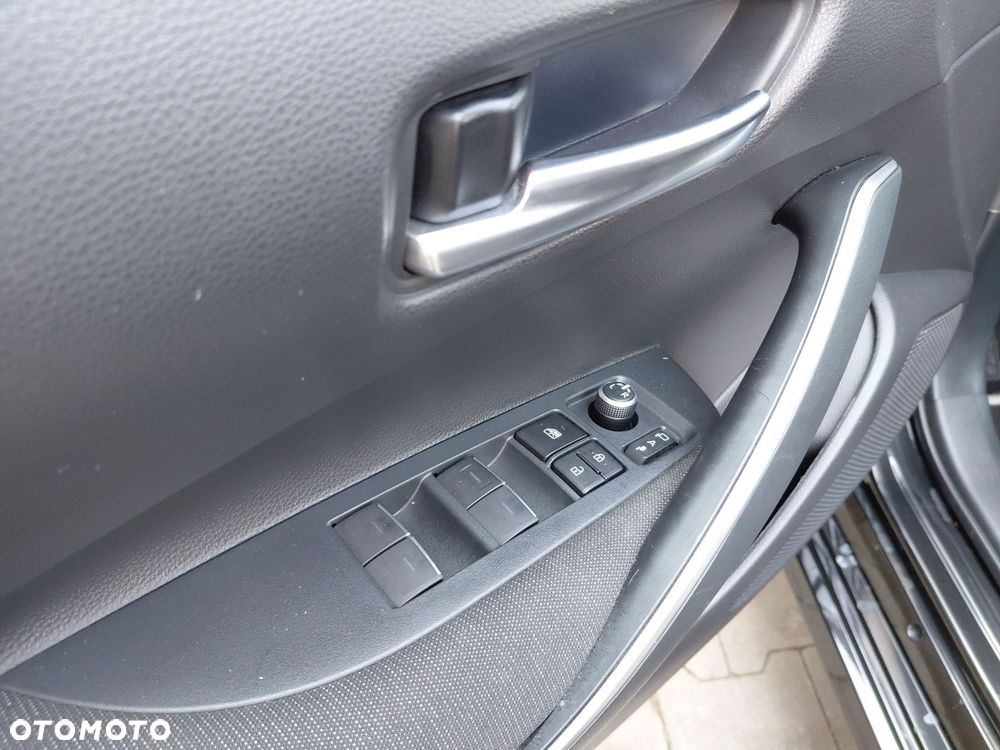 Toyota Corolla 1.8 Hybrid Style - 20