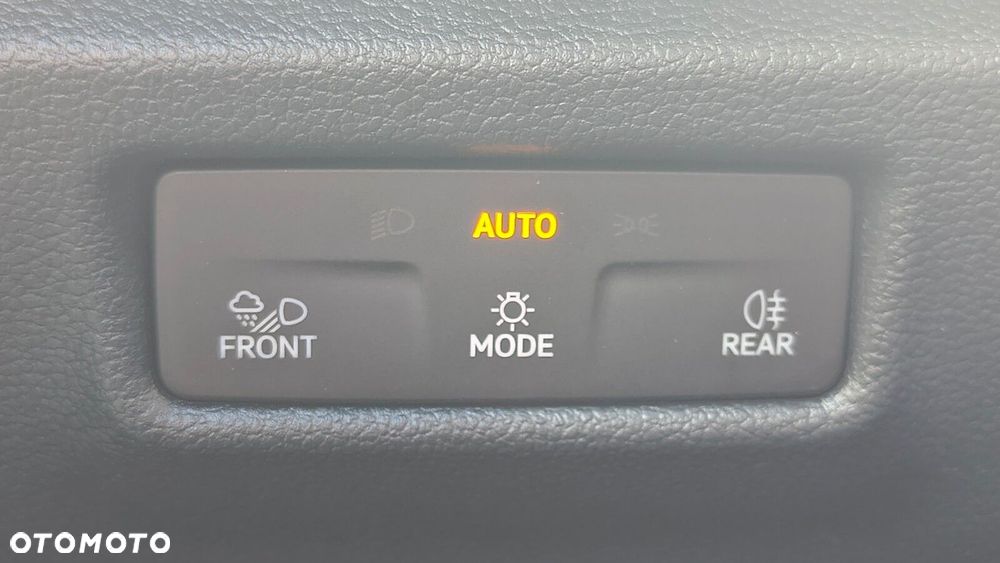 Volkswagen Tiguan - 16