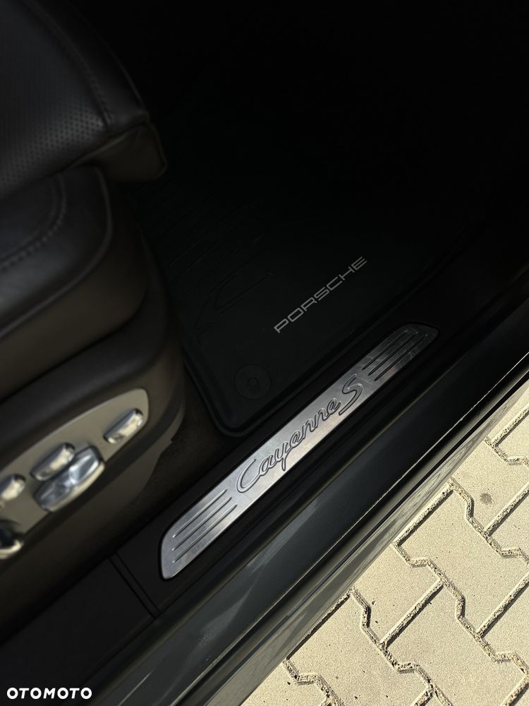 Porsche Cayenne S Diesel - 14