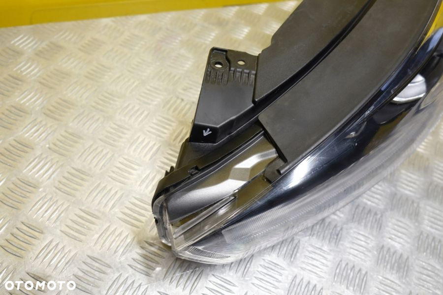 KIA CADENZA 2016-2019 REFLEKTOR LAMPA LED LEWA USA - 9