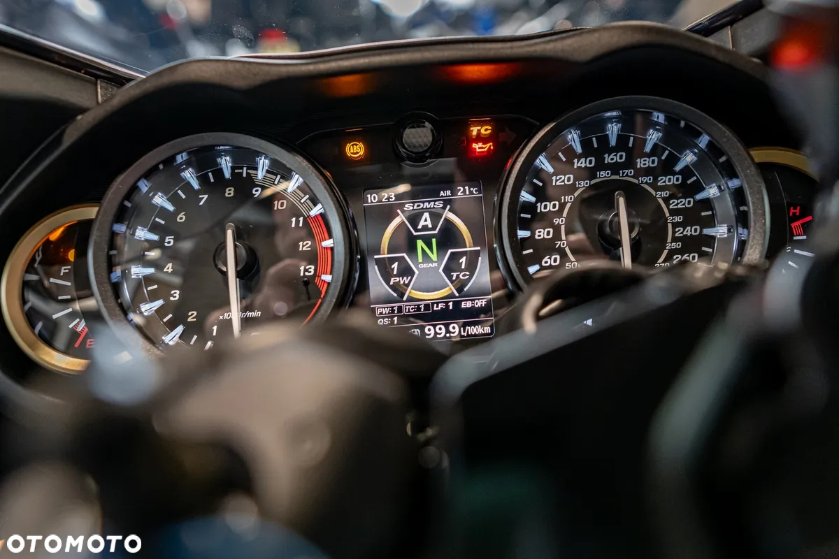 Suzuki Hayabusa - 2