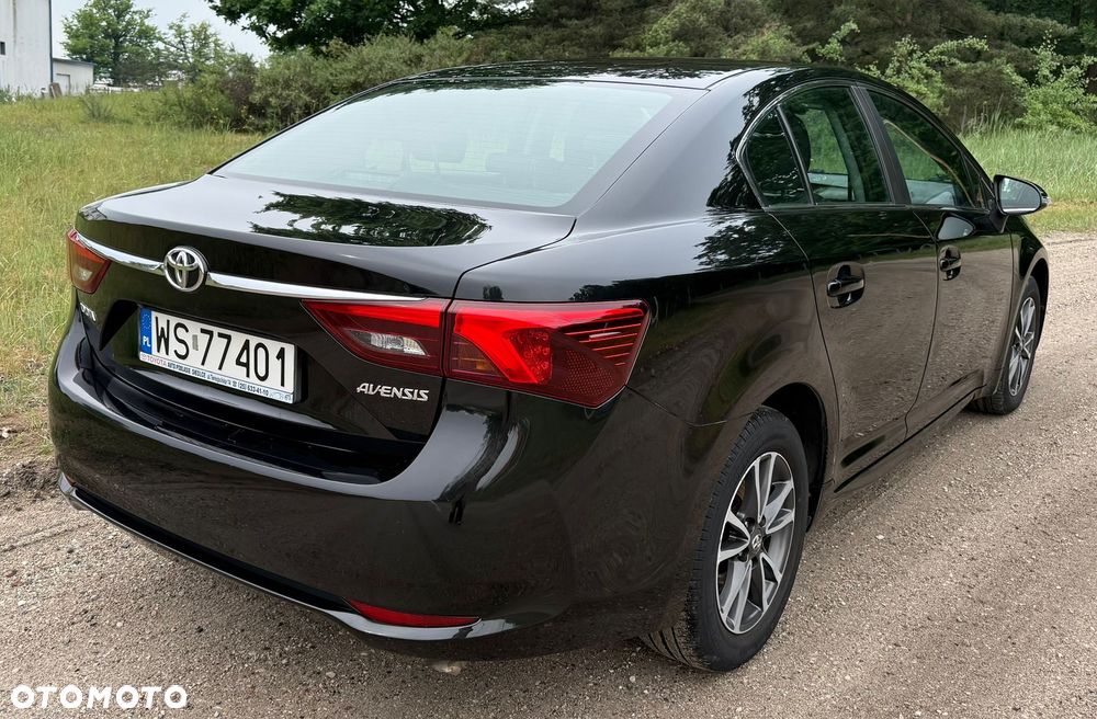 Toyota Avensis 1.6 D-4D Premium - 5