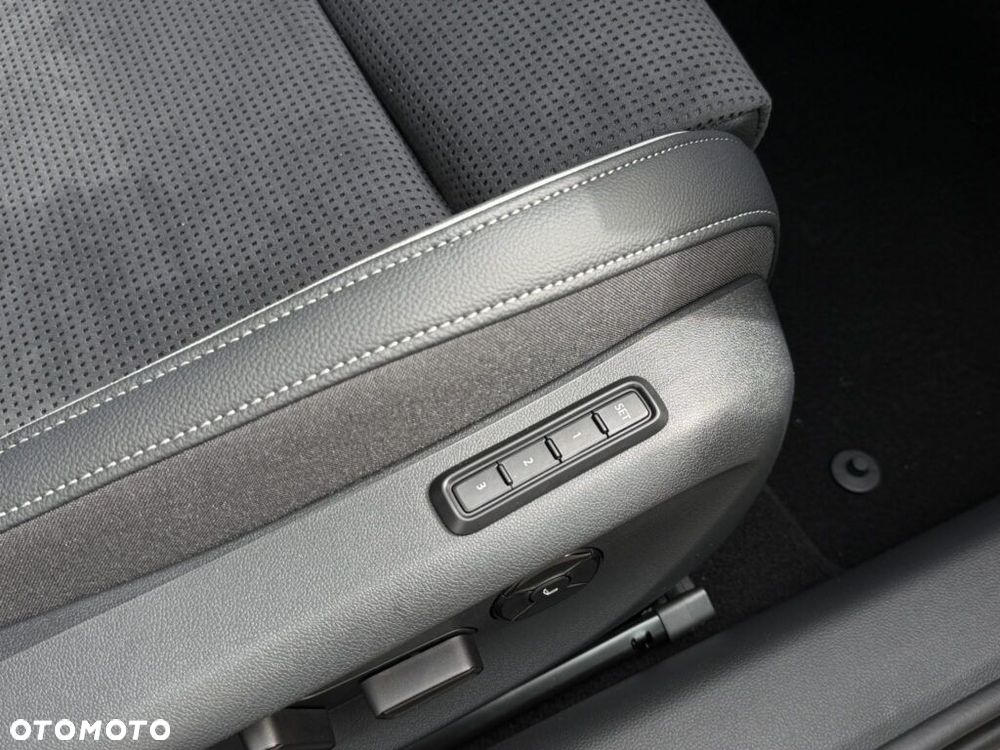 Skoda Superb 1.5 TSI Plug-in Hybrid Sportline DSG - 11
