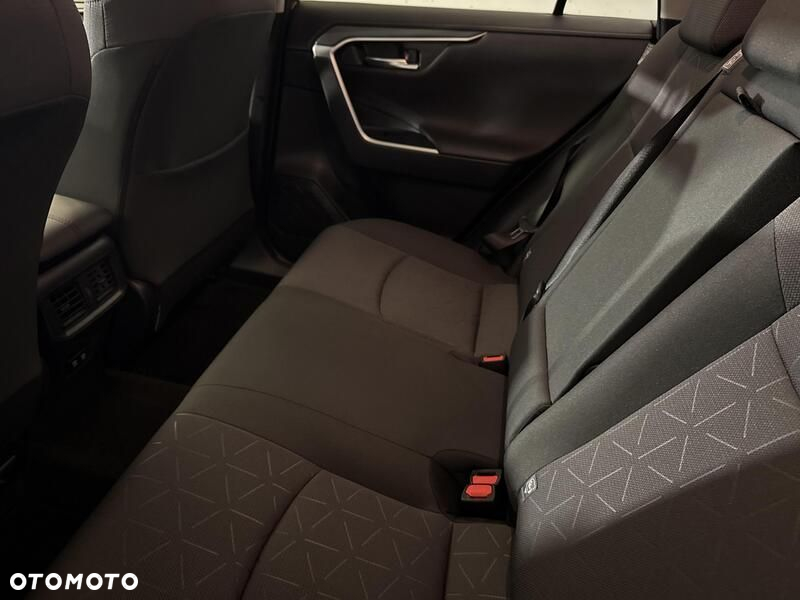 Toyota RAV4 - 21