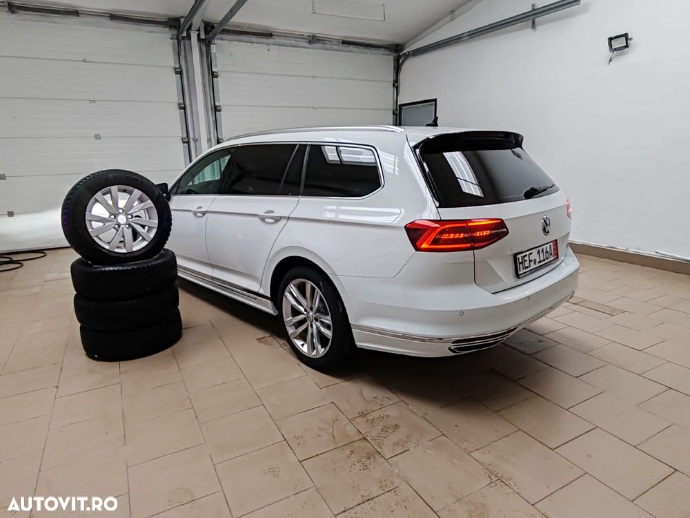 Volkswagen Passat 2.0 TDI (BlueMotion Technology) Highline - 12