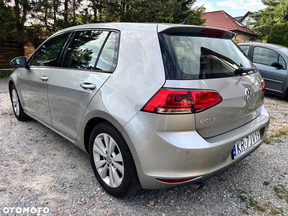 Volkswagen Golf VI 1.6 TDI BlueMot Comfortline - 5