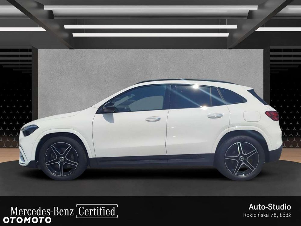Mercedes-Benz GLA - 3