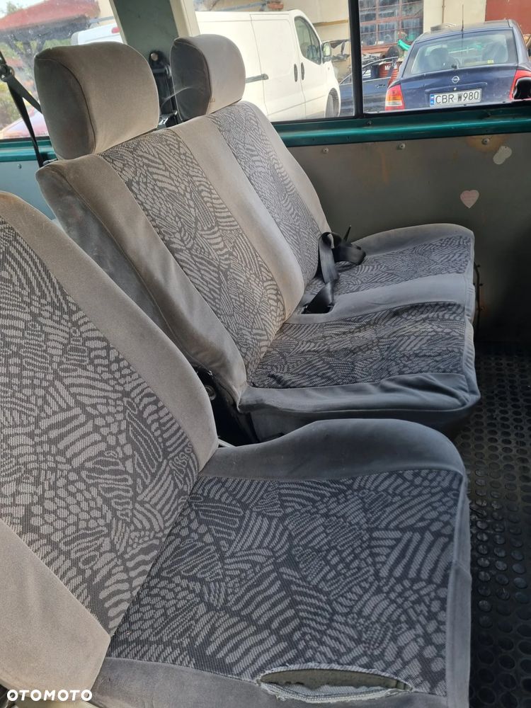 VW Transporter caravelle osobowy T4 1.9td 99r klima na części - 12