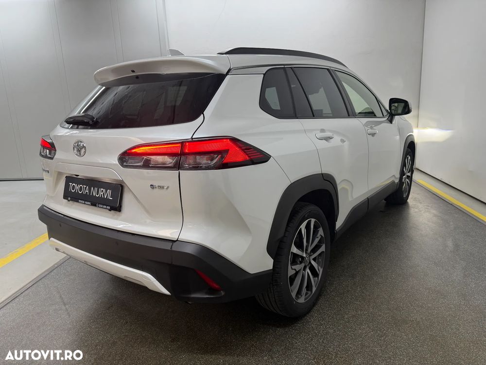 Toyota Corolla Cross - 3