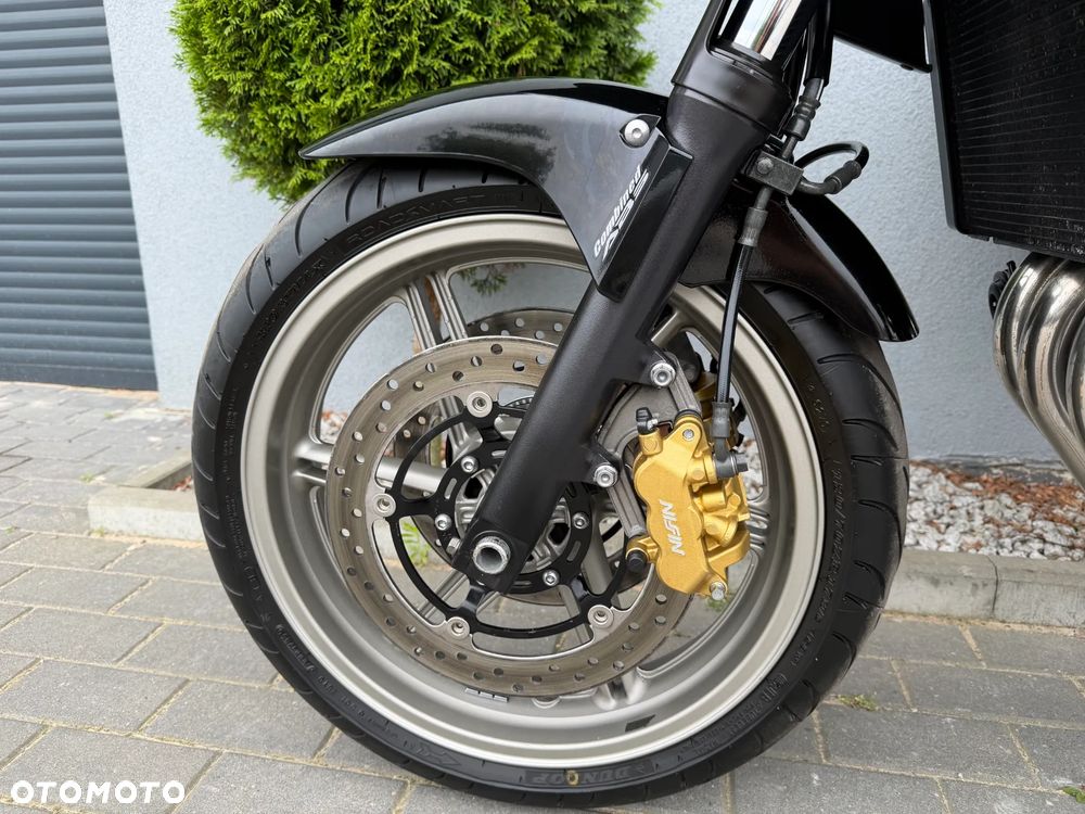 Honda CBF - 35