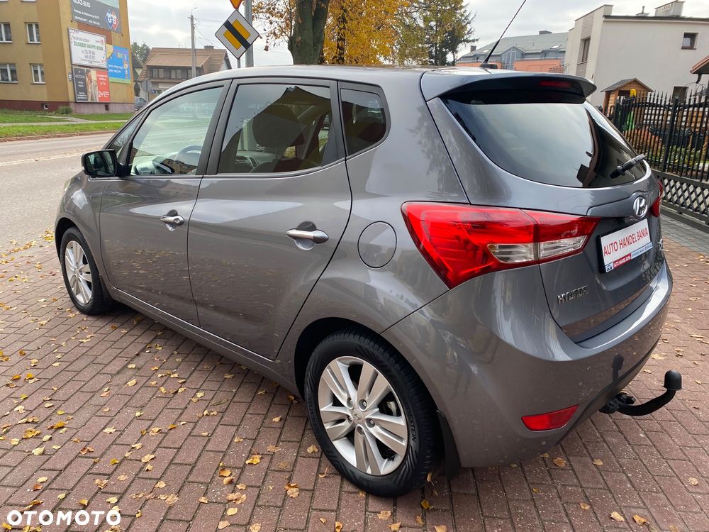 Hyundai ix20 1.6 Premium blue - 24