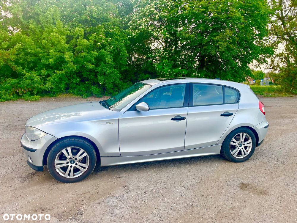 BMW Seria 1 118i - 1