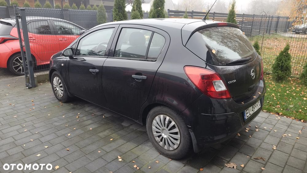 Opel Corsa - 2