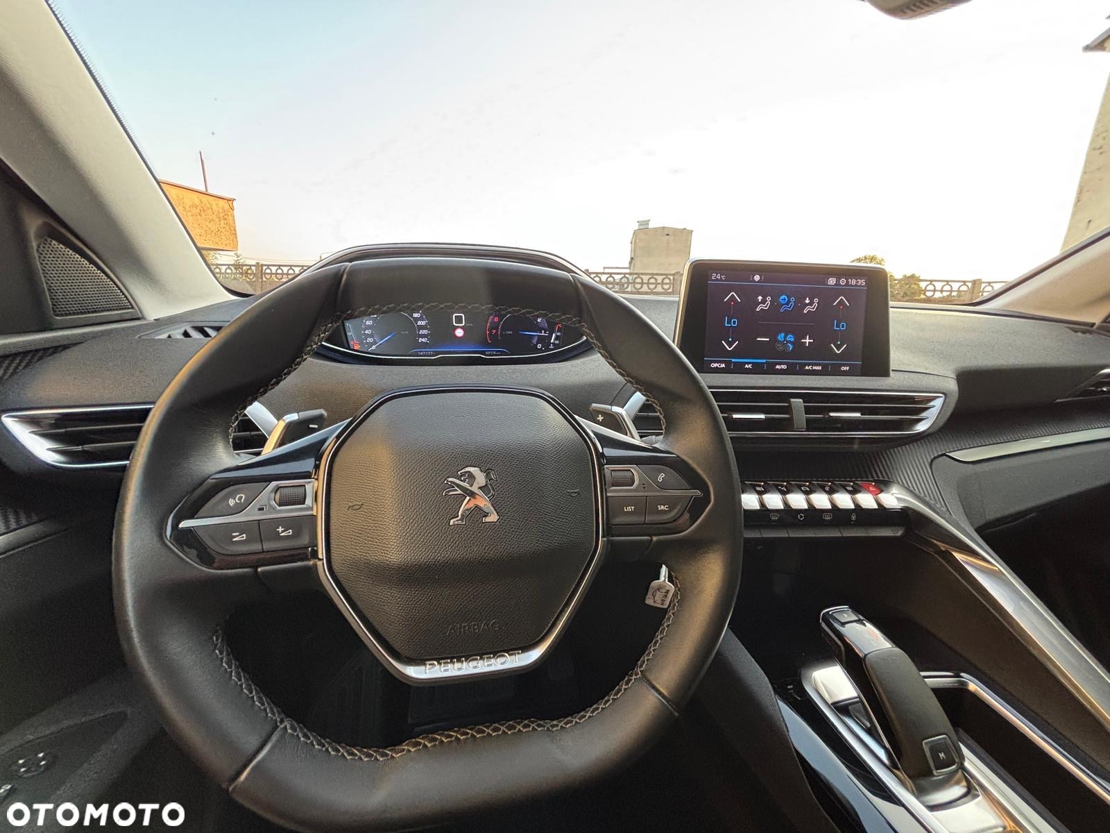Peugeot 3008 1.2 PureTech Active S&S EAT6 - 31