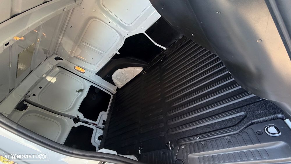 Renault Kangoo Max - 6