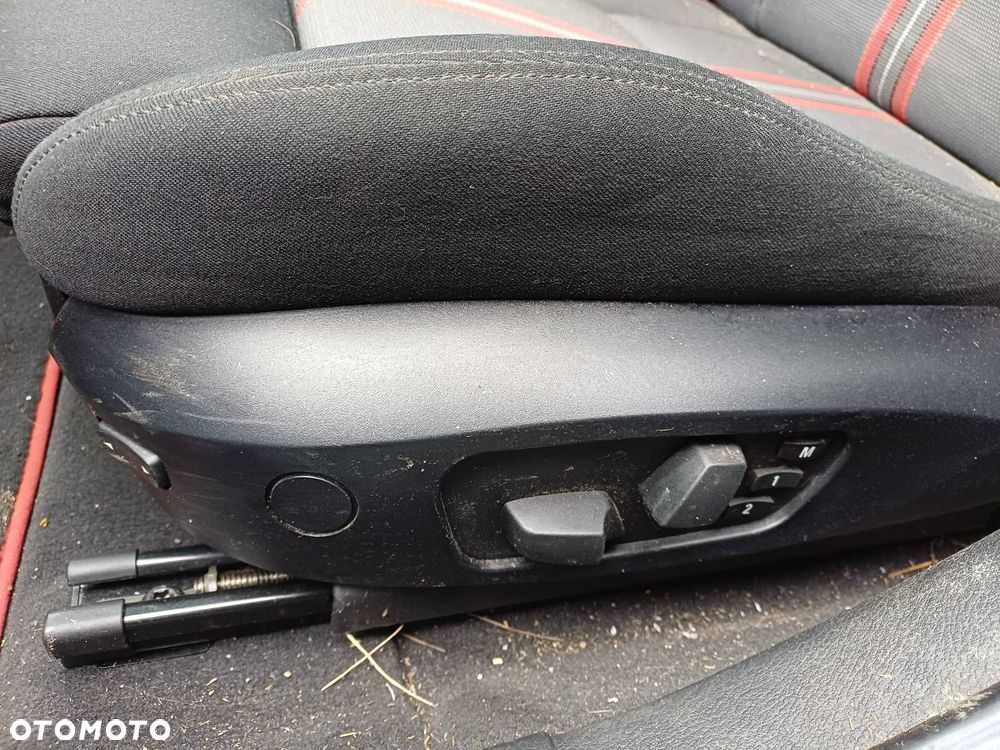 FOTELE KOMPLET LEWY PRAWY KANAPA TYŁ + BOCZKI BMW X1 E84 - 2