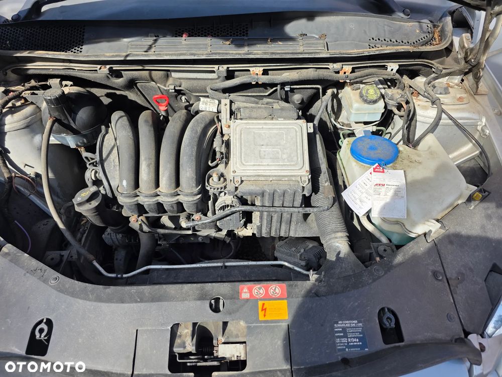 Mercedes-Benz Klasa B 160 BlueEFFICIENCY SPORT EDITION - 18
