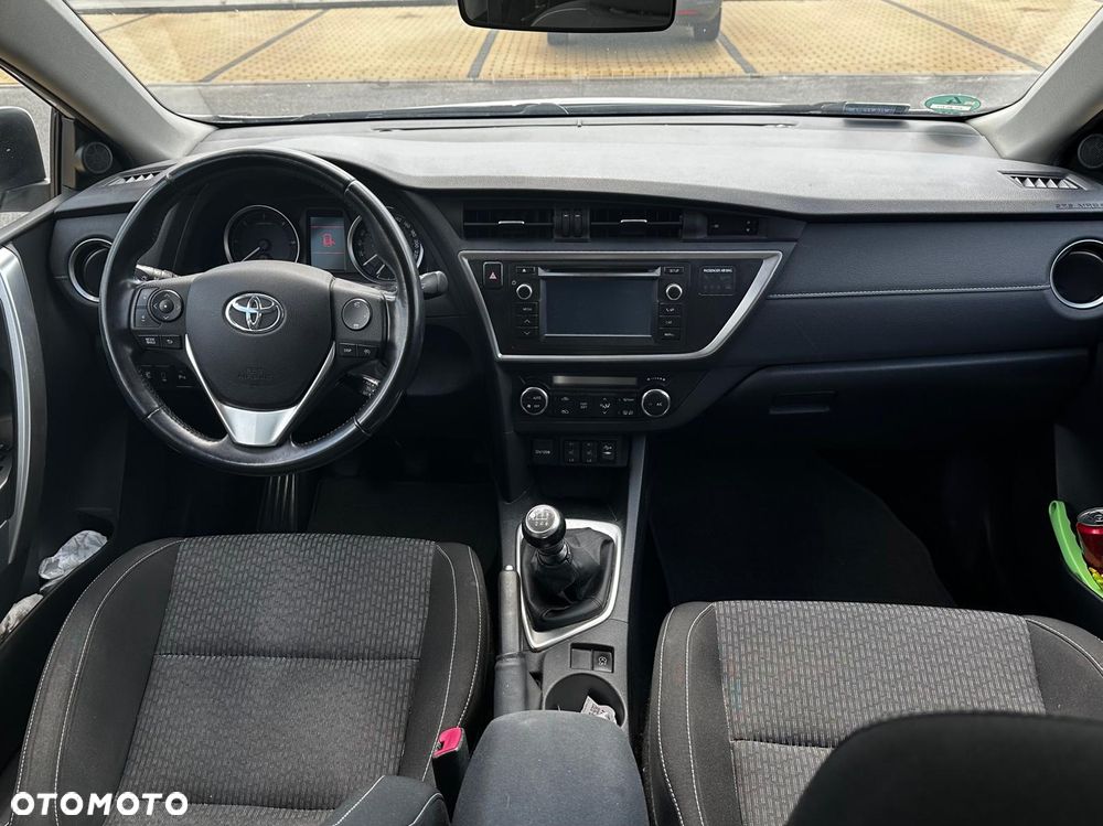 Toyota Auris 2.0 D-4D Comfort - 12